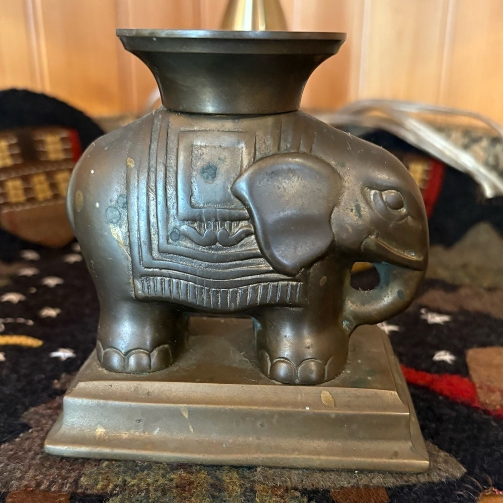 Brass bronze metal Vntg heavy elephant candle holder made in Taiwan
